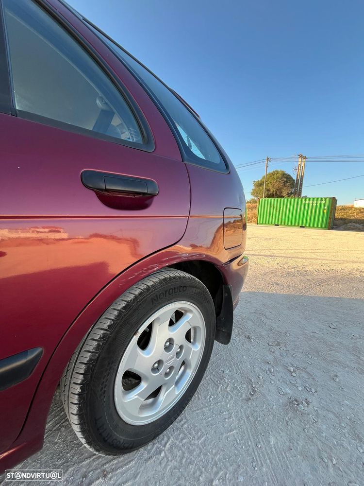 Nissan Almera 1.4 SR+AC - 20