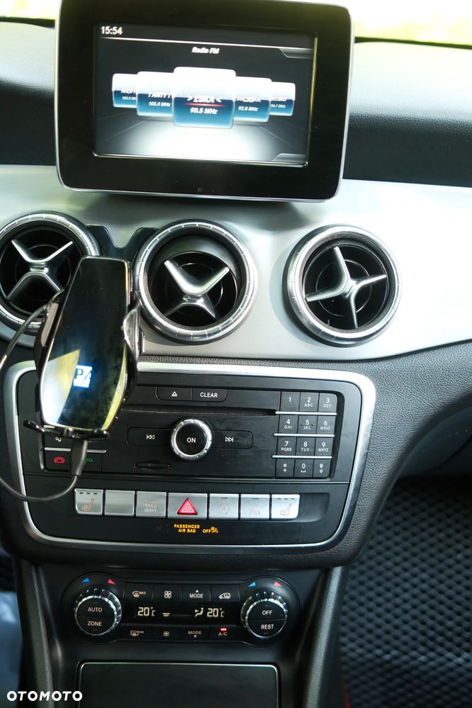 Mercedes-Benz CLA 200 d 4-Matic - 18