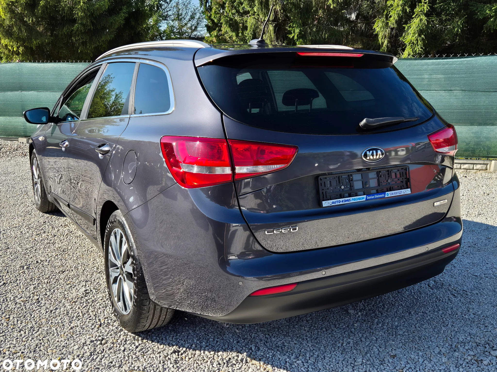 Kia Ceed 1.6 CRDi 136 ISG Platinum Edition - 23