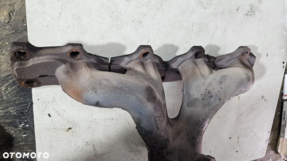 Kolektor wydechowy opel Zafira b z22yh 2.2 direct 155km - 2