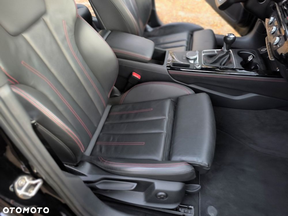 Audi A4 Avant 2.0 TFSI ultra Sport - 31