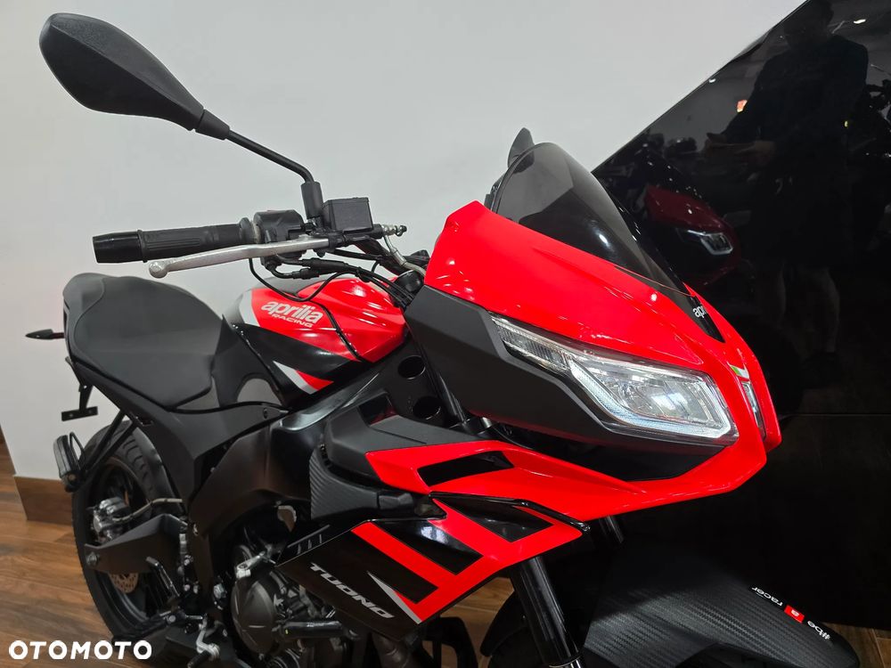 Aprilia Tuono - 32