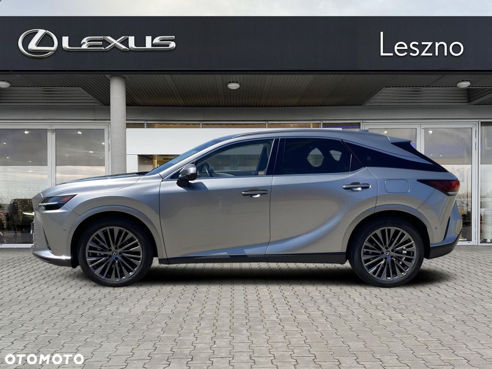 Lexus RX 450h+ Omotenashi - 10