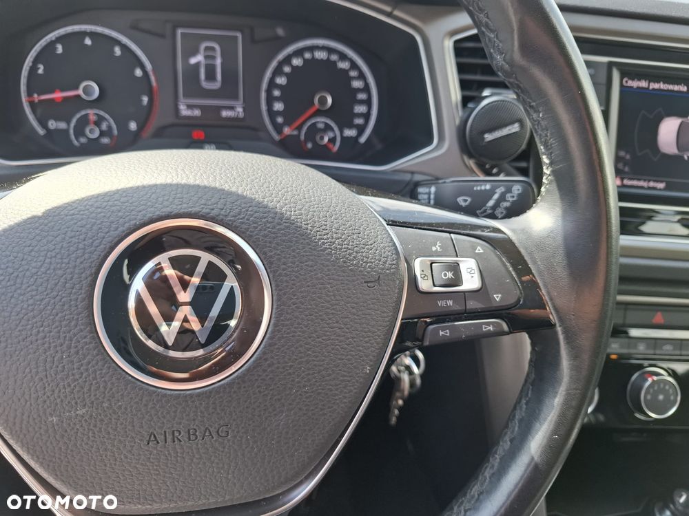 Volkswagen T-Roc 1.0 TSI Advance - 12
