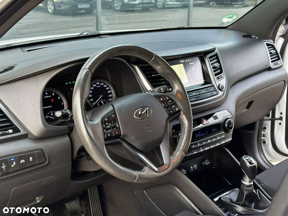 Hyundai Tucson 1.6 Turbo 2WD Passion Plus - 12