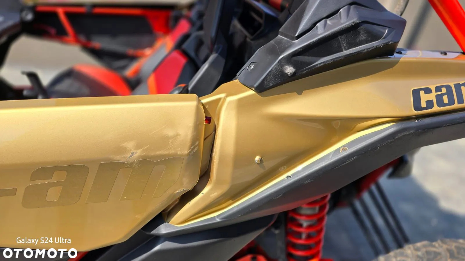 Can-Am Maverick - 8