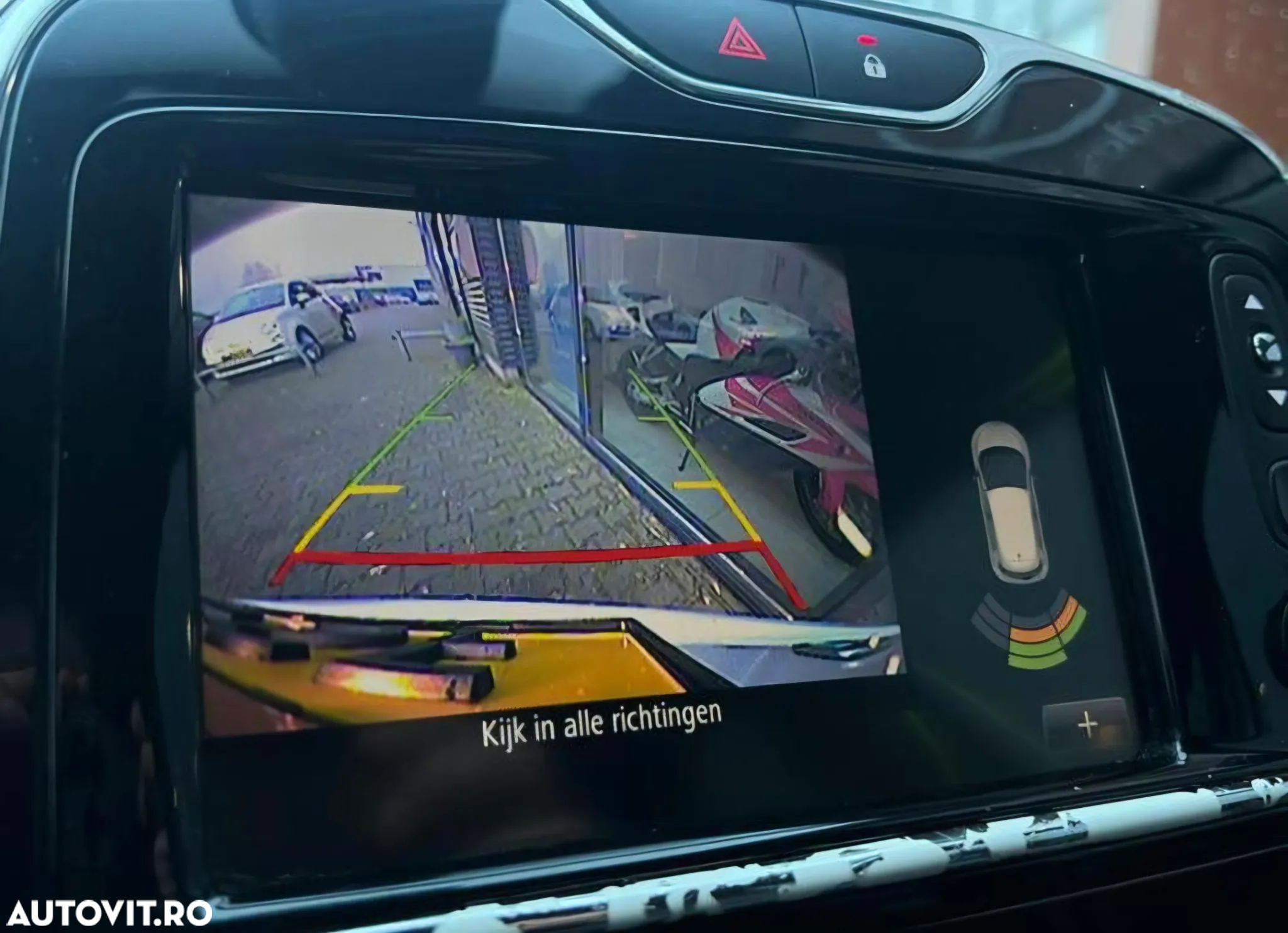 Renault ZOE - 16