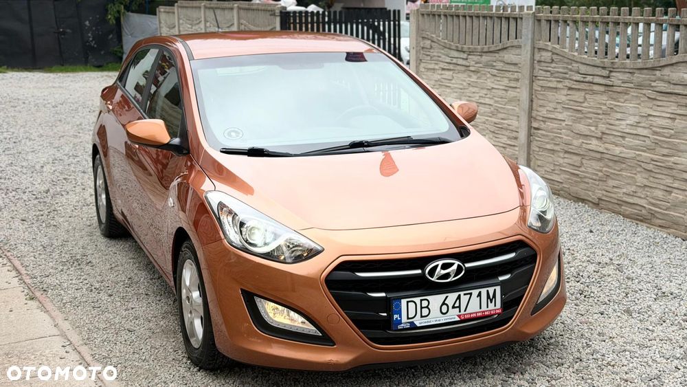 Hyundai i30 1.6 CRDI Passion Plus - 17