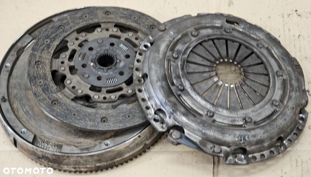 Volvo V50 S40 Ford Focus  1.6 D TDCI  koło dwumasowe sprzęgło 3M51 - 4