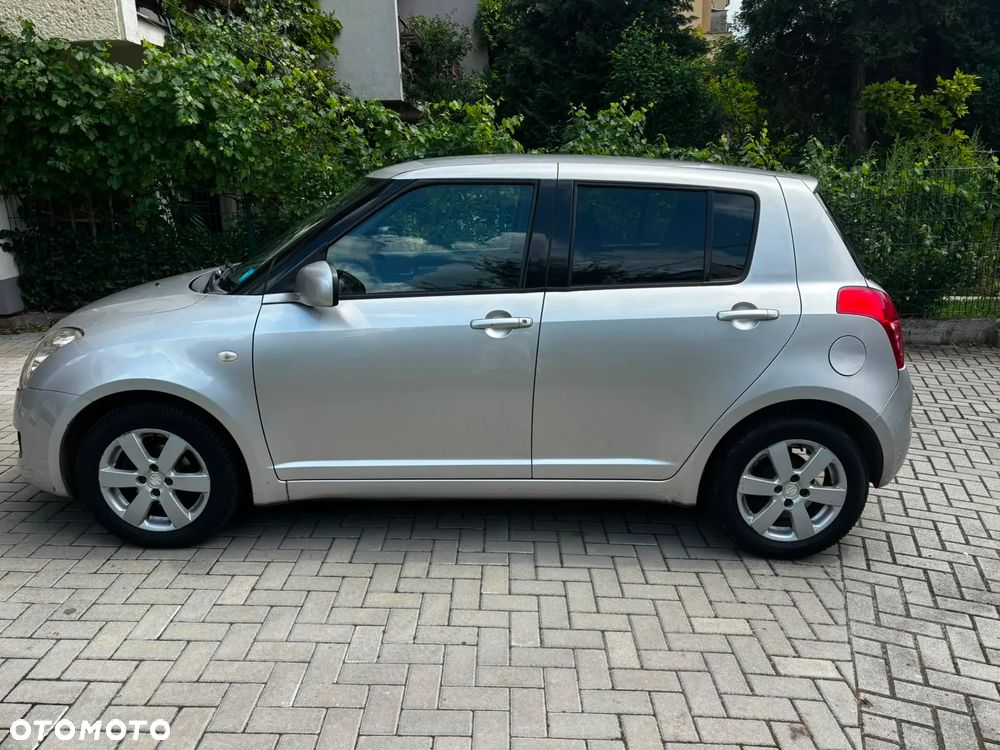 Suzuki Swift 1.3 JB Edition - 10