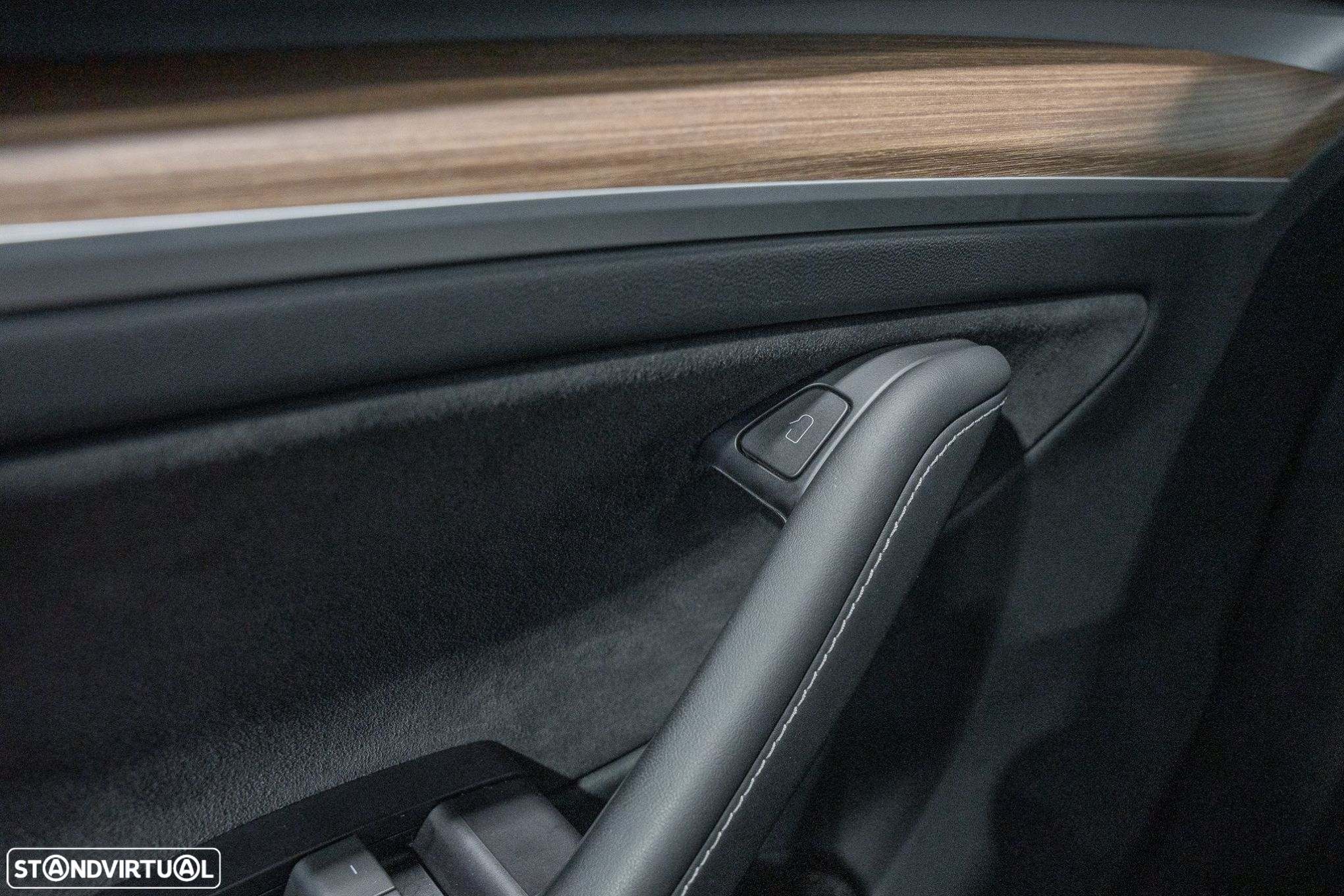 Tesla Model Y Performance Tração Integral - 15