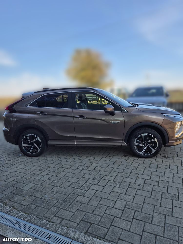Mitsubishi Eclipse-Cross 4WD Plus - 8