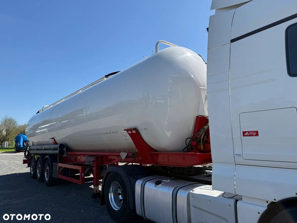 Feldbinder KIP 60.3 NACZEPA SILOS CYSTERNA - 2