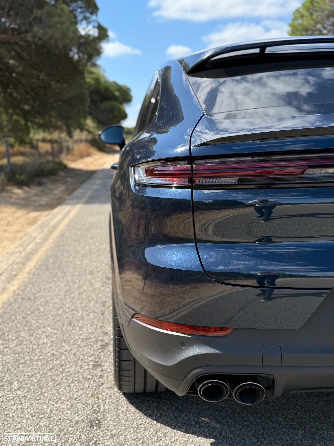 Porsche Cayenne Coupé E-Hybrid - 8
