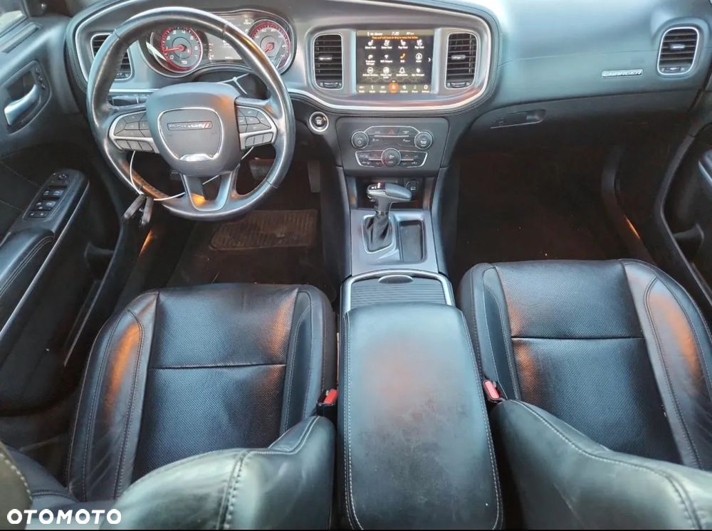 Dodge Charger - 7