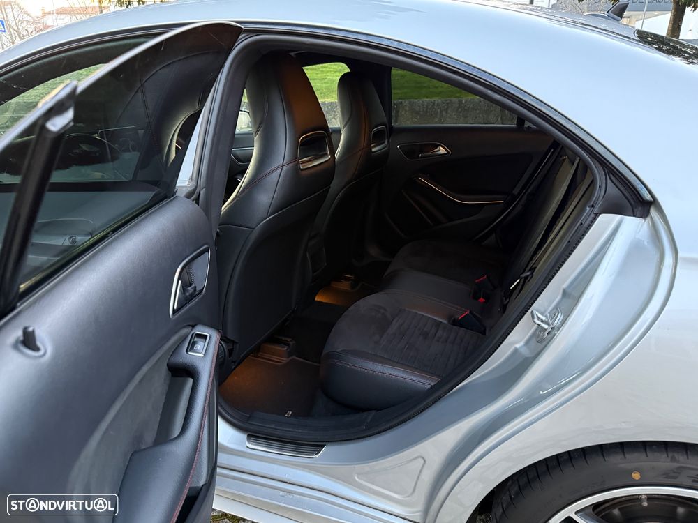 Mercedes-Benz CLA 220 CDI AMG Line Aut.111g - 8