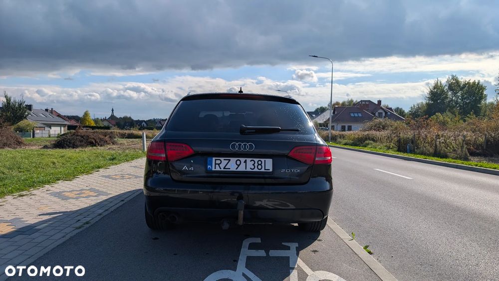 Audi A4 Avant - 9