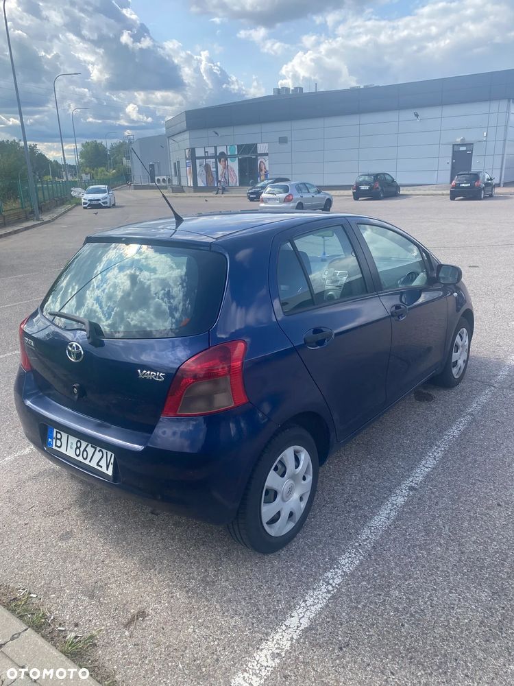 Toyota Yaris 1.0 VVT-i Luna - 5