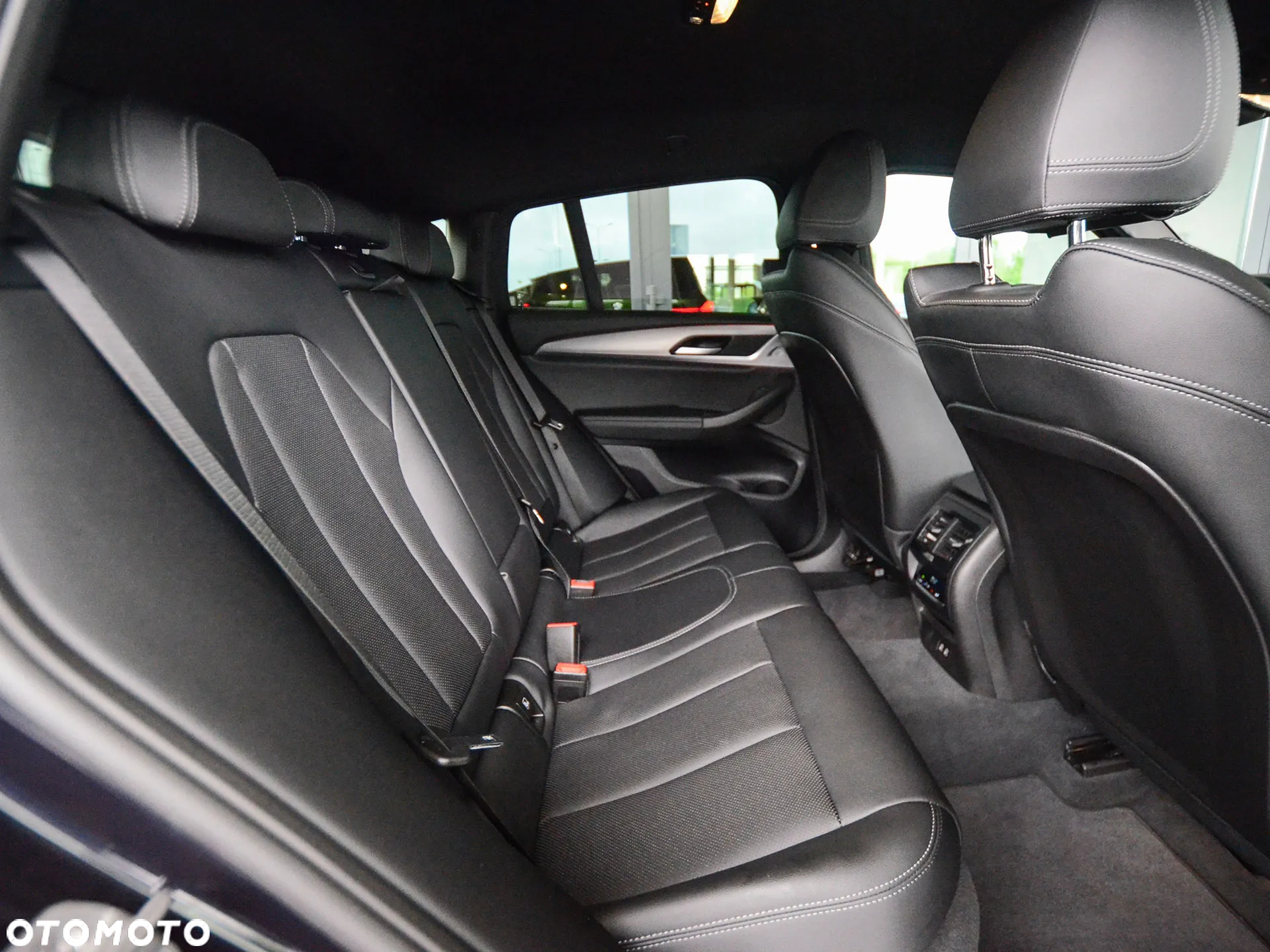 BMW X4 - 27