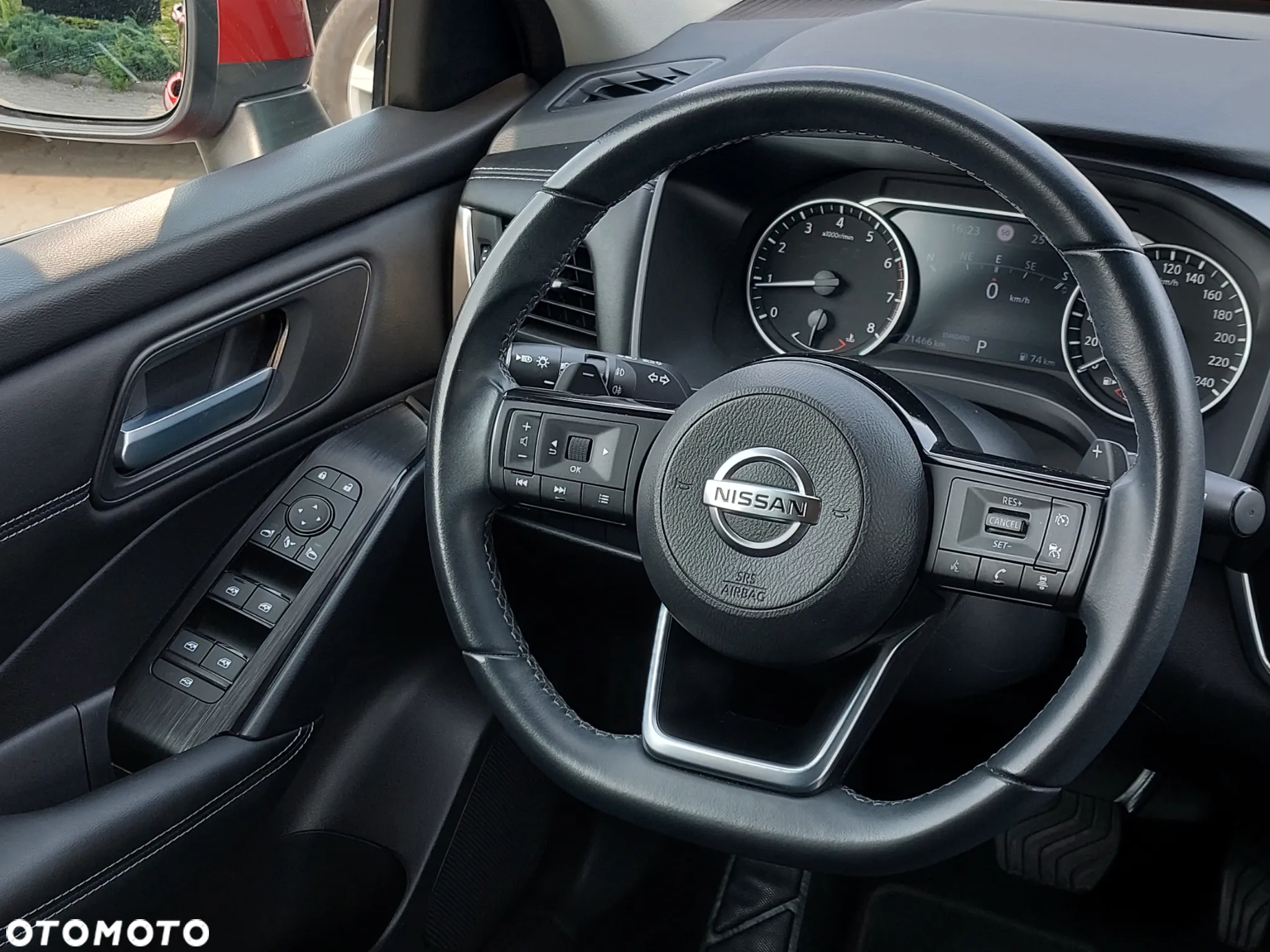 Nissan Qashqai 1.3 DIG-T Acenta DCT - 10