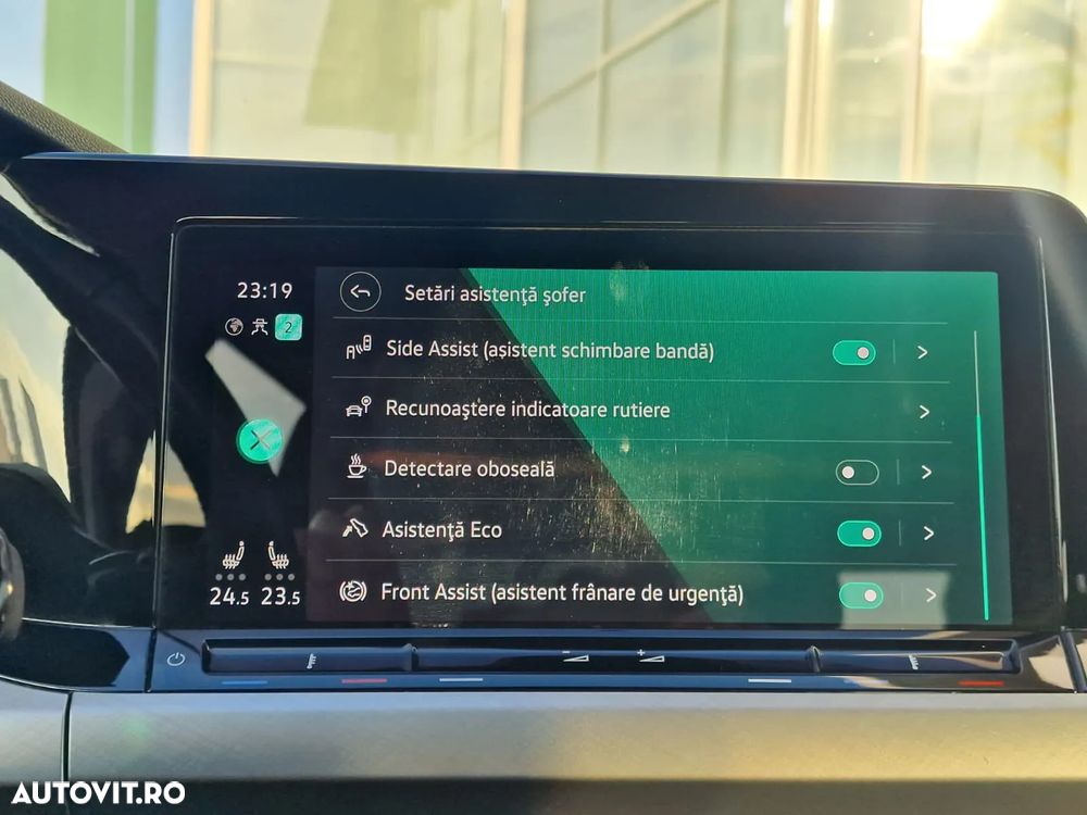 Volkswagen Golf 2.0 TDI SCR DSG Life - 22