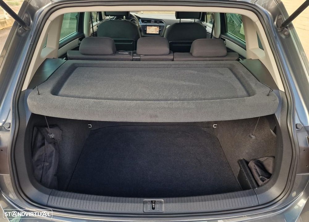 VW Tiguan 2.0 TDI Highline - 24
