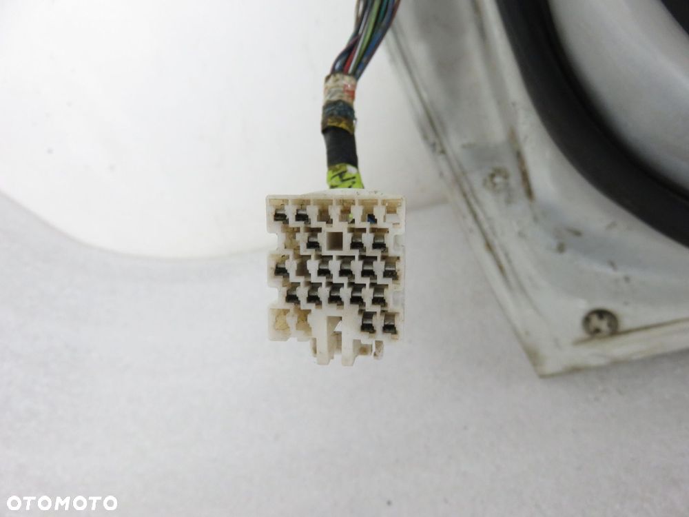 DRZWI PRAWE PRZEDNIE SUBARU OUTBACK III LIFT 37J - 3