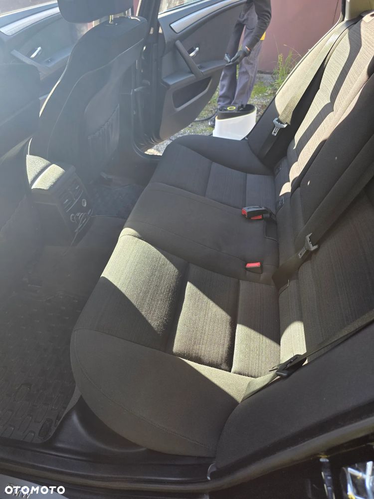 BMW Seria 5 520d - 11