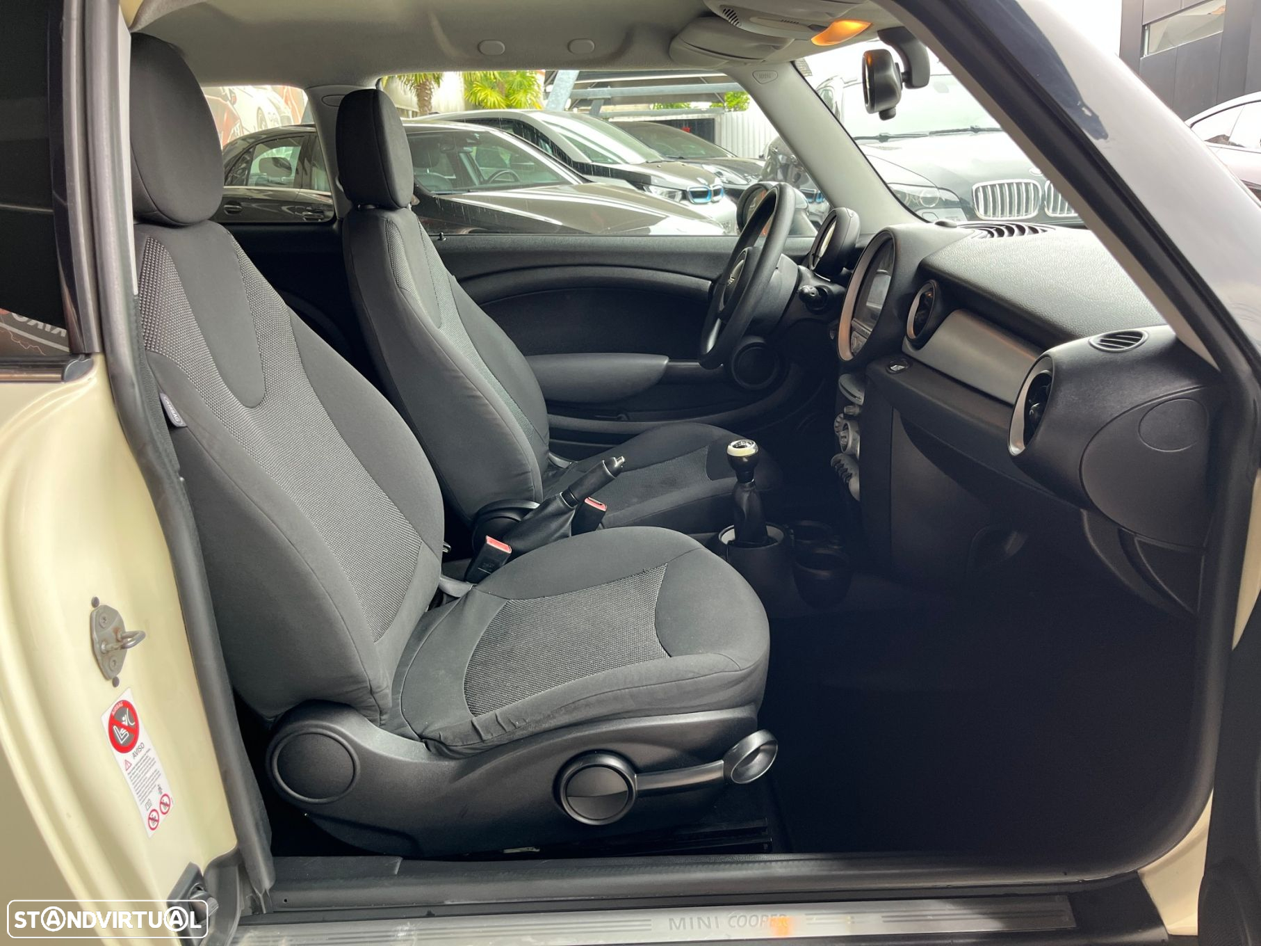 MINI Clubman Cooper D - 29