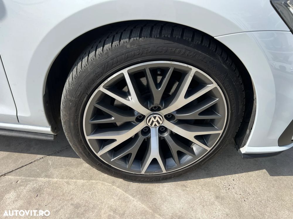 Volkswagen Golf GTD 2.0 TDI SCR DSG - 20