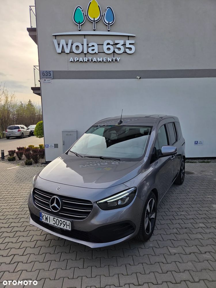 Mercedes-Benz Klasa T 180 Automatik Style - 24