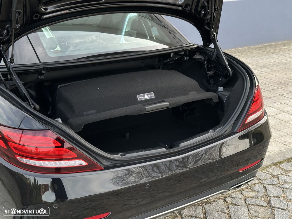 Mercedes-Benz SLC 43 AMG 9G-TRONIC RedArt Edition - 37