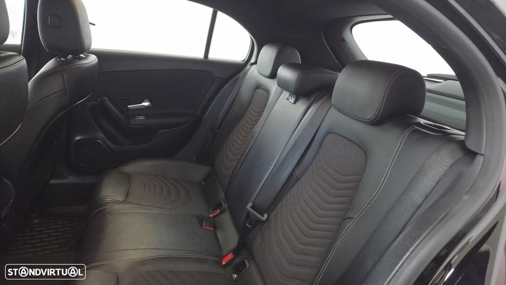 Mercedes-Benz A 250 e Style Plus - 12