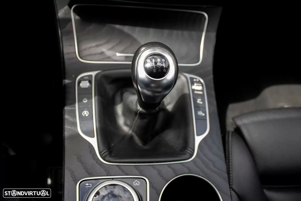 Mercedes-Benz C 200 d AMG Line - 28