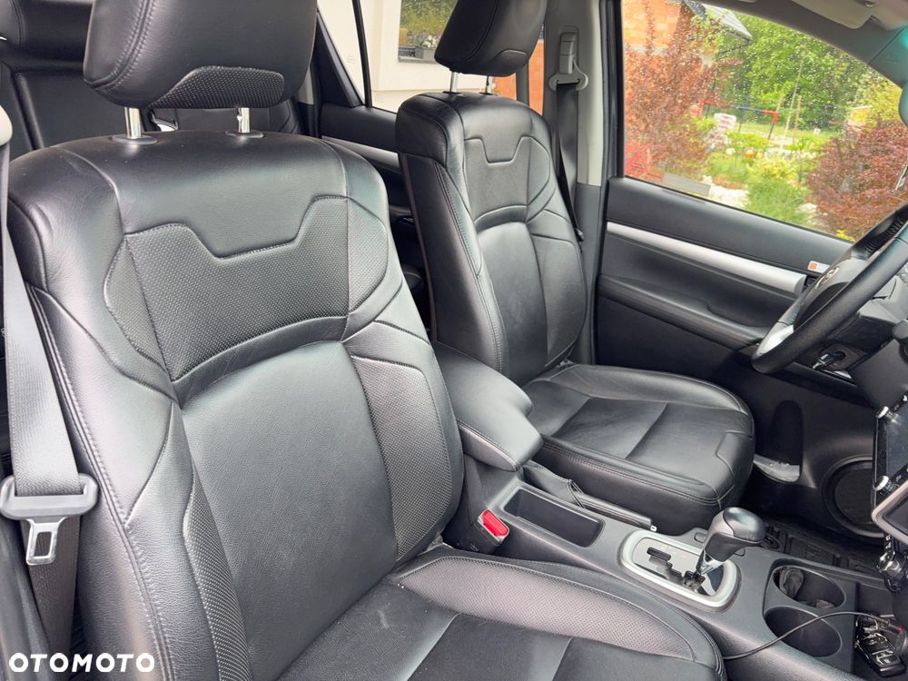 Toyota Hilux 2.8 D-4D Double Cab SR5+ 4x4 - 16