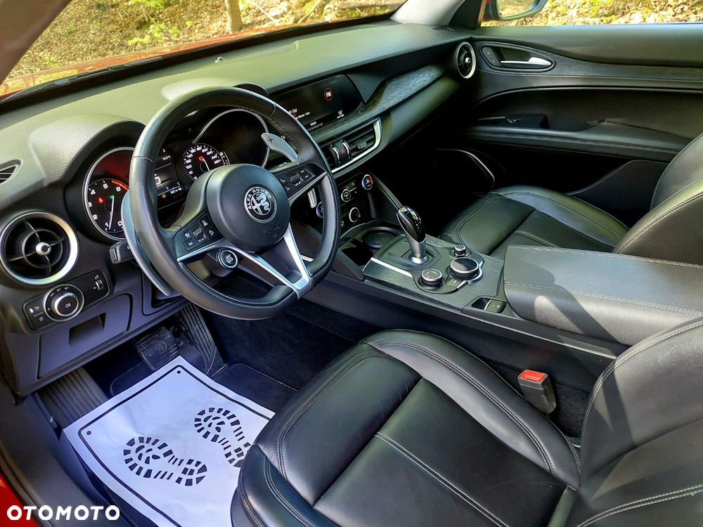 Alfa Romeo Stelvio 2.0 Turbo 16V AT8-Q4 Executive - 5