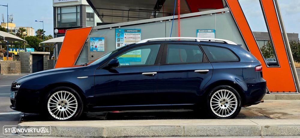Alfa Romeo 159 Sportwagon 1.9 JTDm 16V Sportiva - 2