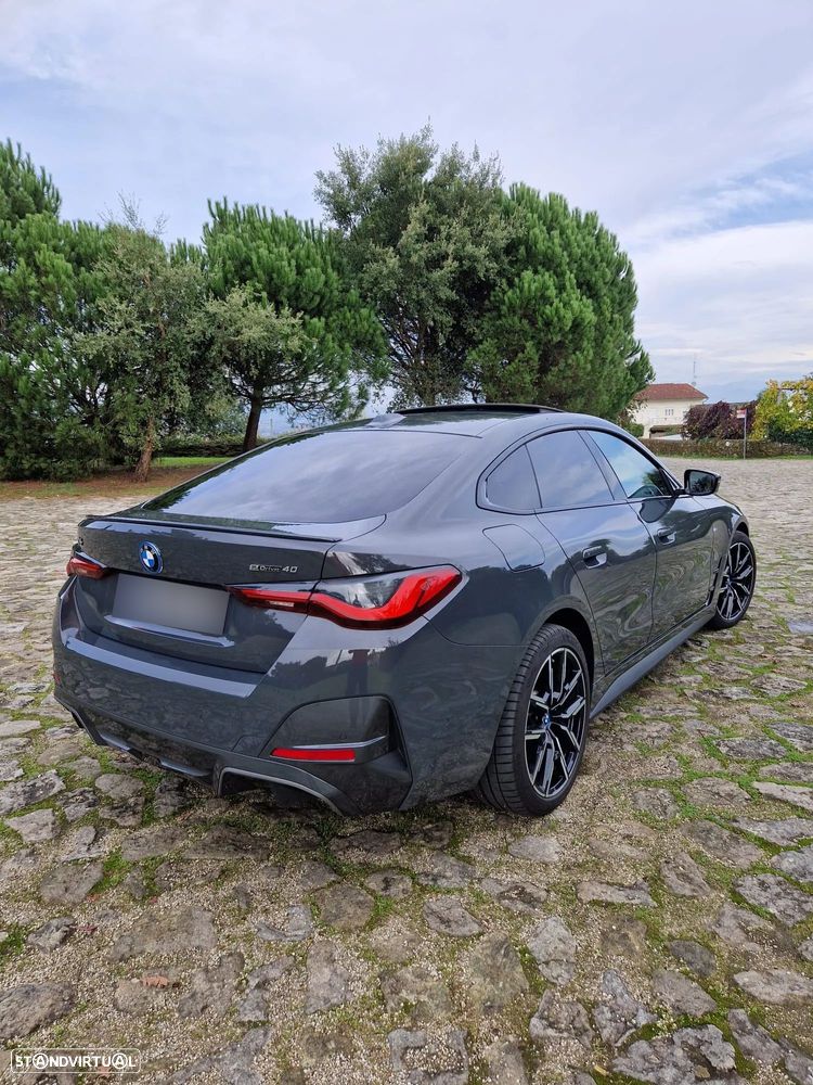 BMW i4 eDrive40 Desportiva M - 15