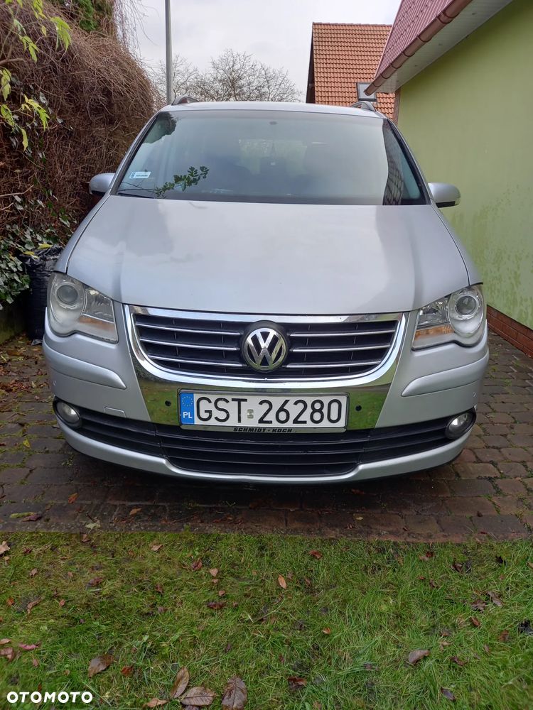 Volkswagen Touran 2.0 TDI DPF DSG United - 1