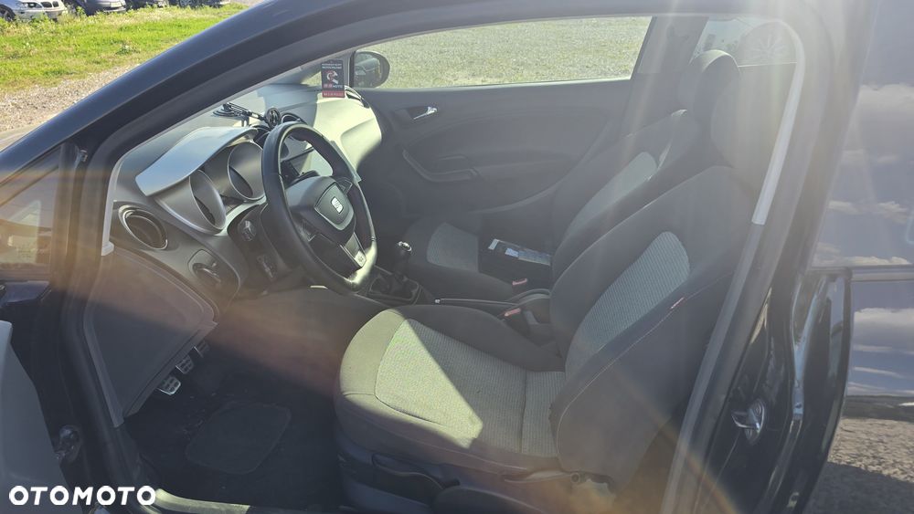 Seat Ibiza SC 1.4 16V Style - 12