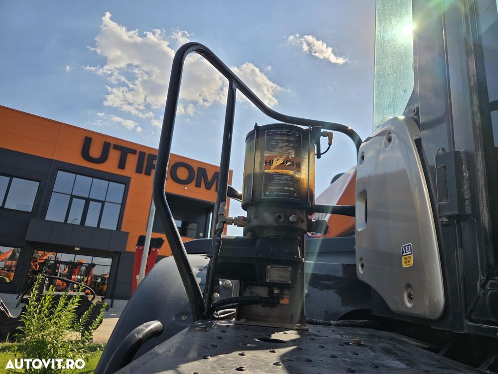 Hitachi ZW310-6, 2019, 7.734h, cupa 5mc, 28 tone, Gresare automata, Cantar, Anvelope Goodyear L5 70% ok, camera spate, consum 17,6l/h, descarca la 4,4m, motor 285CP, VIRARE JOYSTICK, revizii ok, STARE FOARTE BUNA, posibilitate leasing-PROMOTIE 98.750 eur+Tva - 23