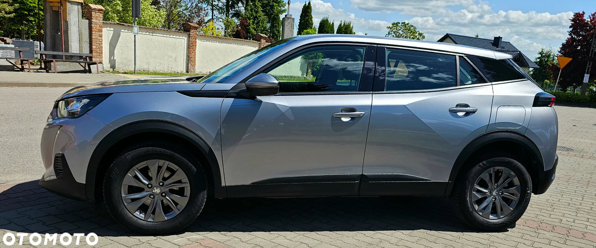 Peugeot 2008 1.2 PureTech Allure Pack S&S EAT8 - 10