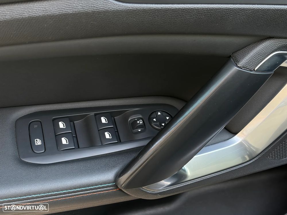Peugeot 308 PureTech 130 GPF EAT8 Stop & Start Tech Edition - 31