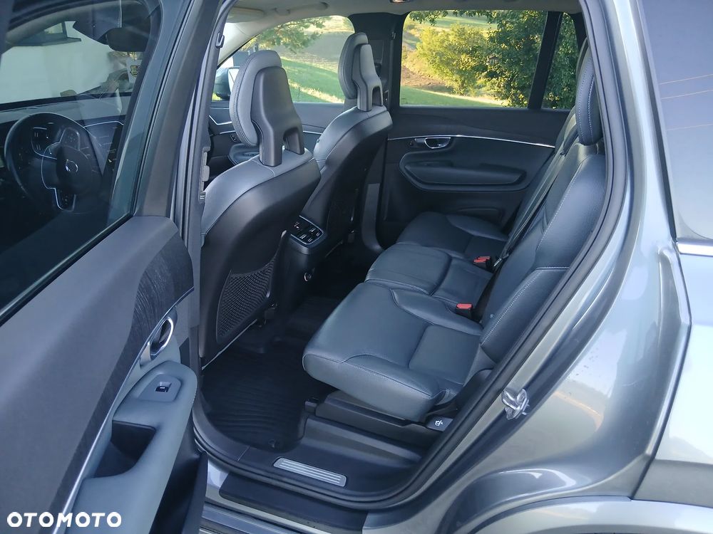 Volvo XC 90 - 31
