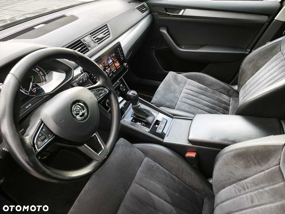 Skoda Superb 2.0 TDI 4x4 Style DSG - 7