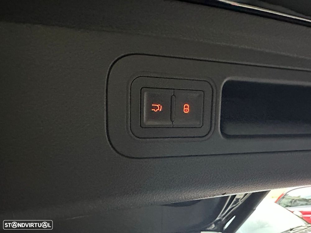 BYD Tang 86.4 kWh AWD Flagship - 34