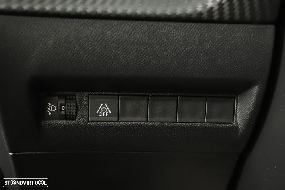 Peugeot 2008 1.2 PureTech Allure - 19