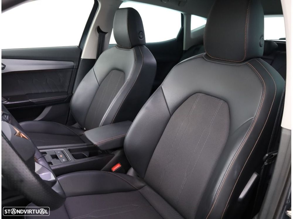 Cupra Formentor 1.4 e-Hybrid DSG - 8