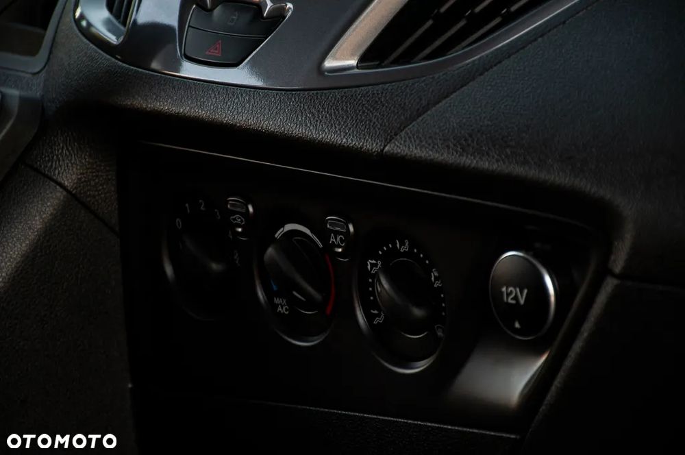 Ford Tourneo Custom 310 L1H1 VA Autm Titanium Business Edition - 24