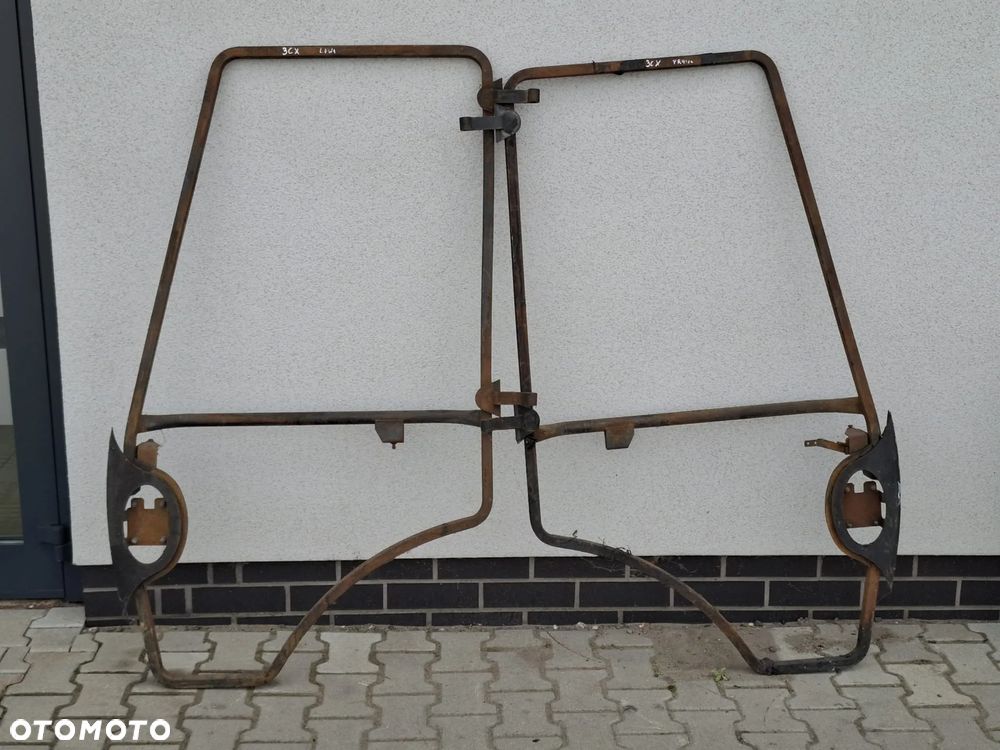 RAMKA DRZWI JCB 3CX 4CX 333/D2342 333/D2340 LEWA PRAWA - 1